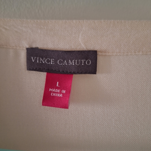 Lightweight linen blouse - Picture 2 of 4